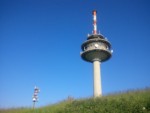 Der Köterberg, oder auch scherzhaft Monte Bello oder Monte WauWau genannt, ist mit 496m die höchste Erhebung Lippes. Die lippische Velmerstot mit 441m rangiert knapp dahinter.