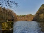 Die Büste von Carl David Weber befindet sich direkt im Eingangsbereich des Weberparks in Oerlinghausen.
