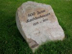 Der Gedenkstein von Lage-Kachtenhausen (1213-2013) befindet sich in unmittelbarer Nähe der Johanneskirche an der Ehlenbrucher Straße.