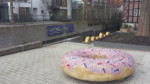 Das Kunstobjekt "Donut" der Hochschule OWL gewann 2014 den Spieker-Preis.
Die Installation befindet sich am Wallgraben nahe des Schlossteiches.