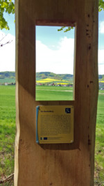 Mit einer Höhe von 240 bis 320m ü.NN ist der Buntenberg die höchste Erhebung in Laßbruch.